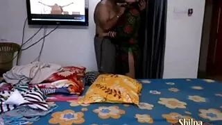 নকল মানুষের মেয়ে পিছনে থেকে আক্রমণ করা হয় যারা একটি জক আত্মসমর্পণ বাংলা সেস্ক ভিডিও